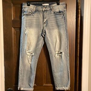 NWOT KanCan jeans /Ankle distressed Sz 16